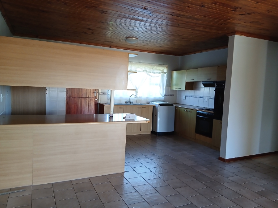 3 Bedroom Property for Sale in Pellsrus Eastern Cape